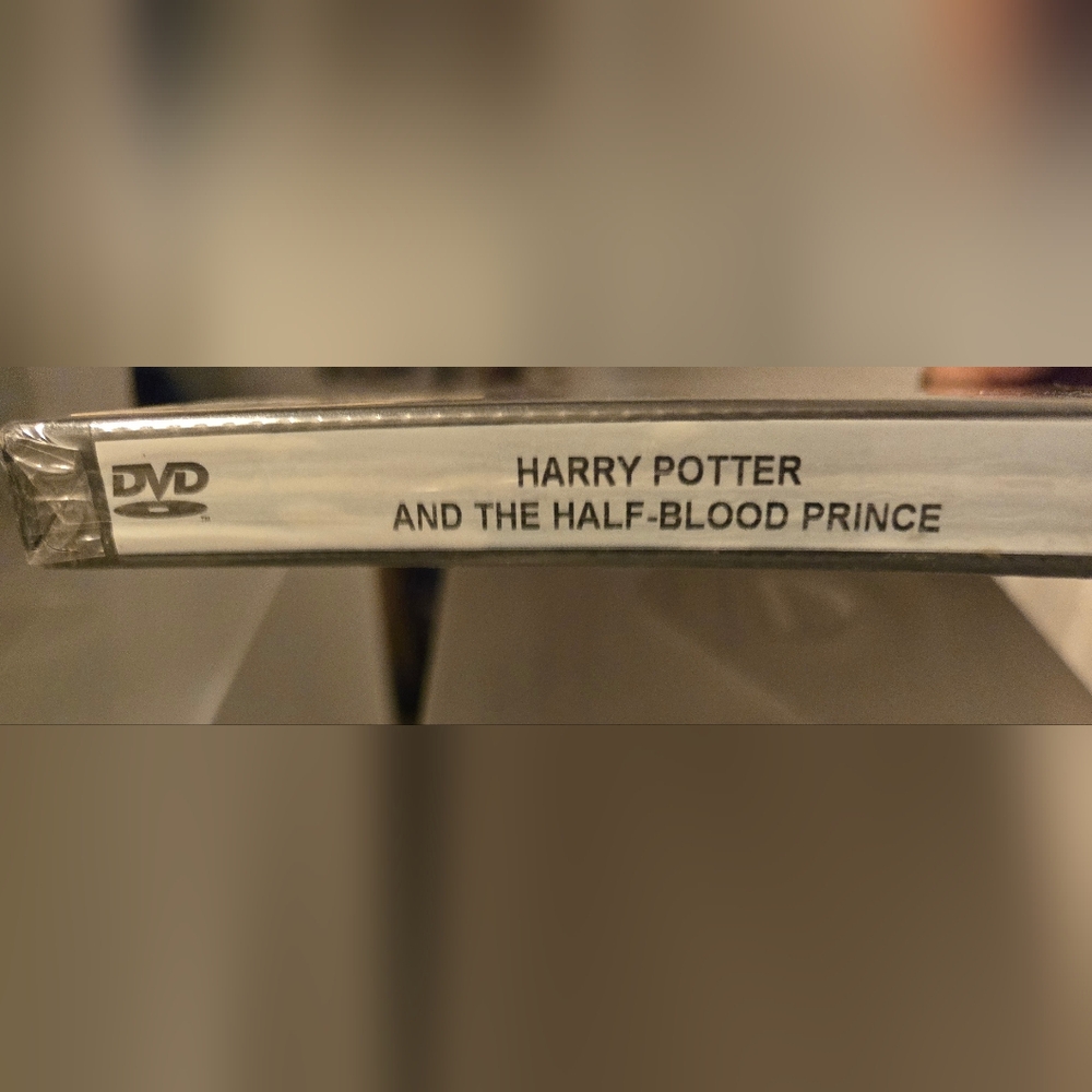 Unopened Harry Potter and the Half-Blood Prince DVD - Picture 3 of 3